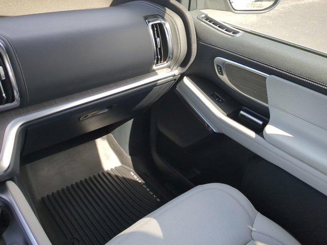 new 2025 Ford Expedition car, priced at $91,745