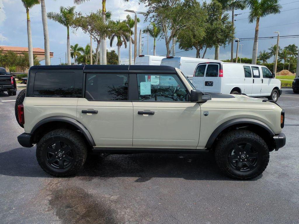 new 2025 Ford Bronco car, priced at $50,429