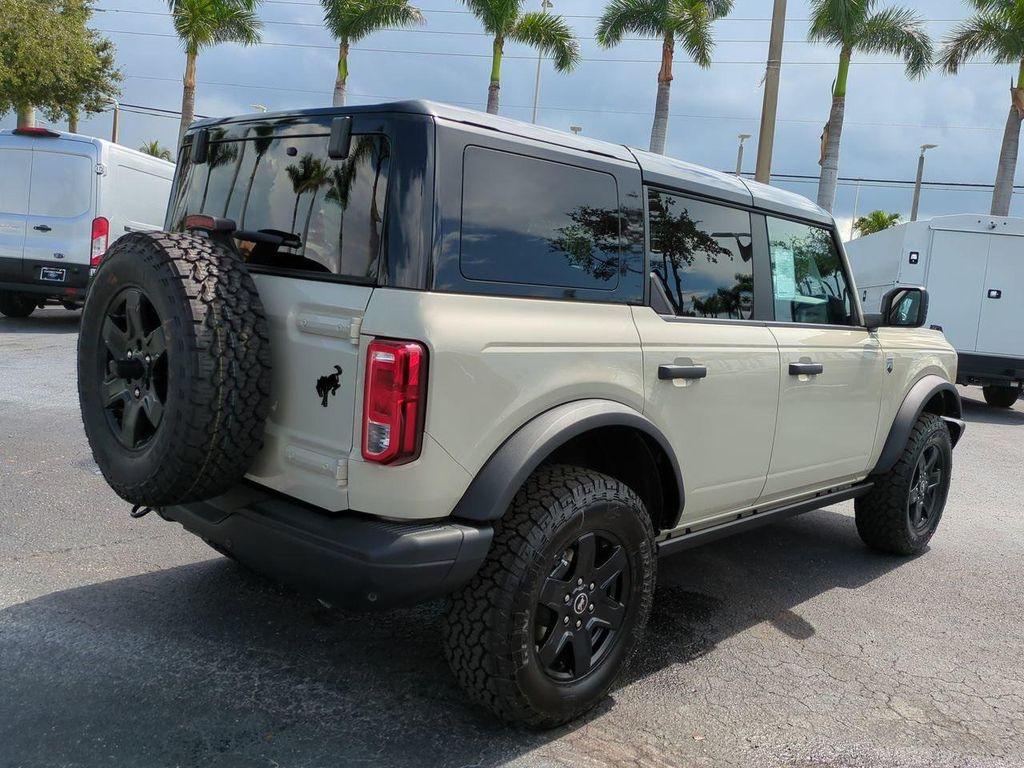 new 2025 Ford Bronco car, priced at $50,429
