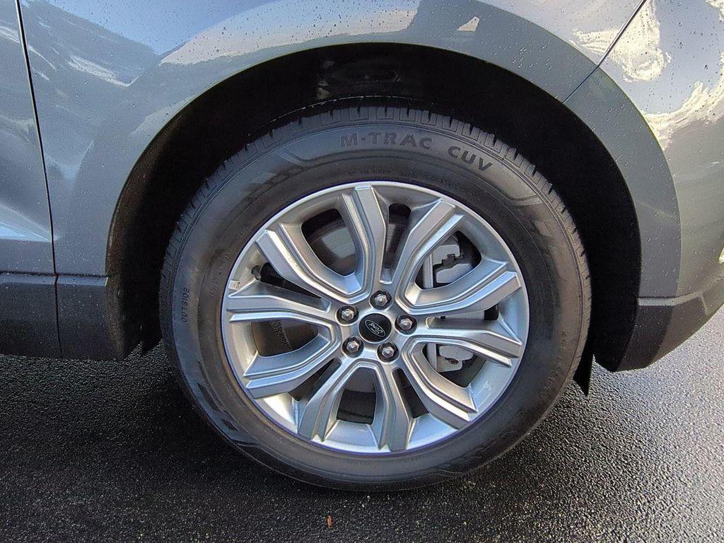 used 2024 Ford Edge car, priced at $28,500