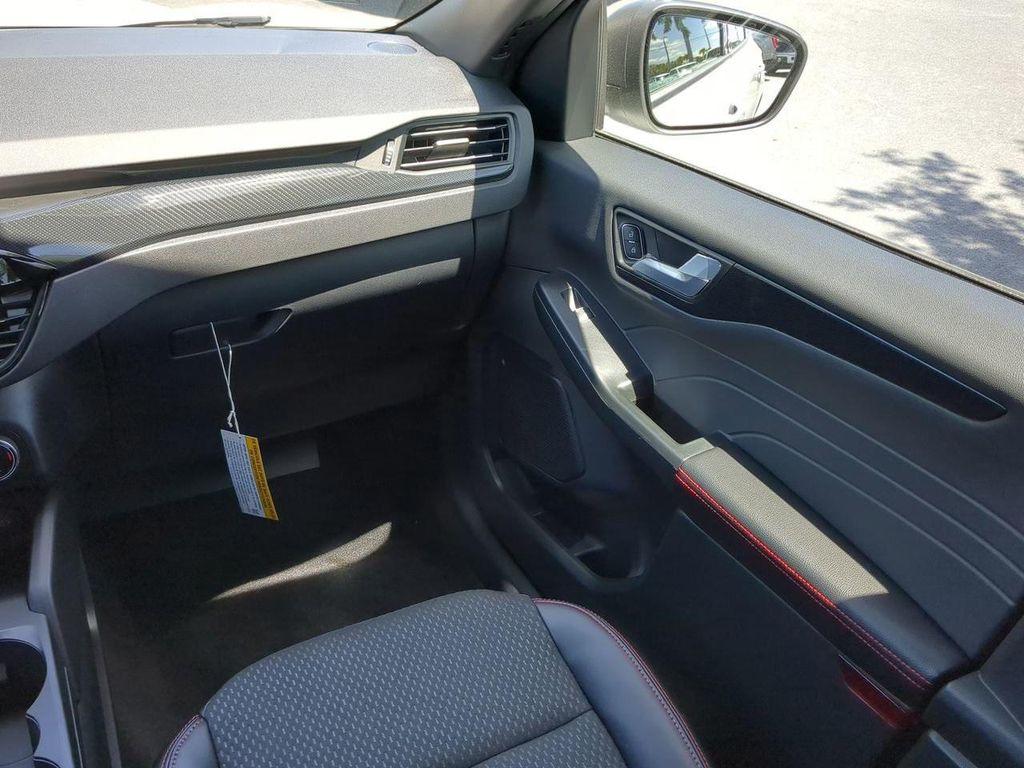 new 2024 Ford Escape car, priced at $29,990