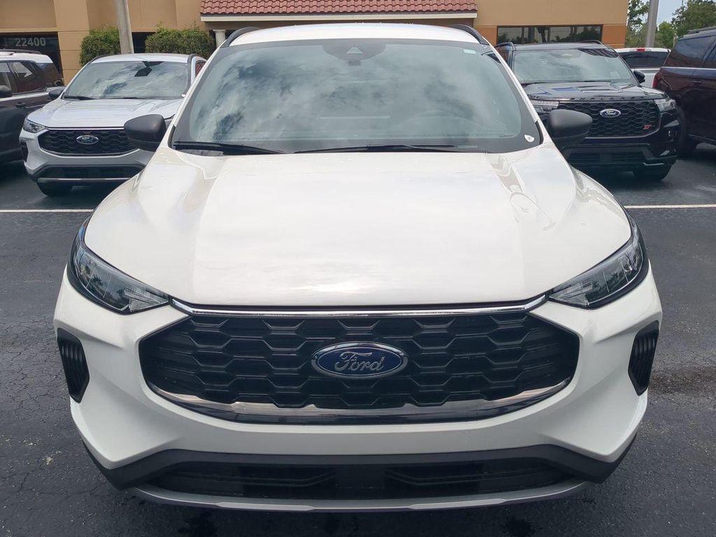 new 2025 Ford Escape car, priced at $32,470