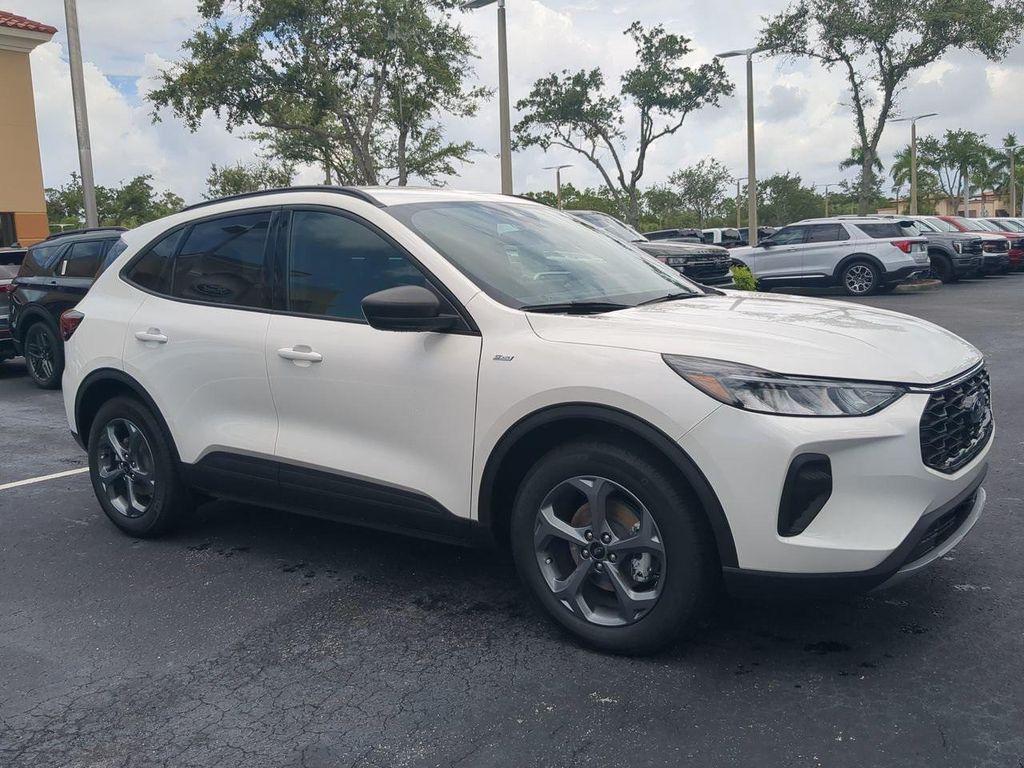 new 2025 Ford Escape car, priced at $32,470
