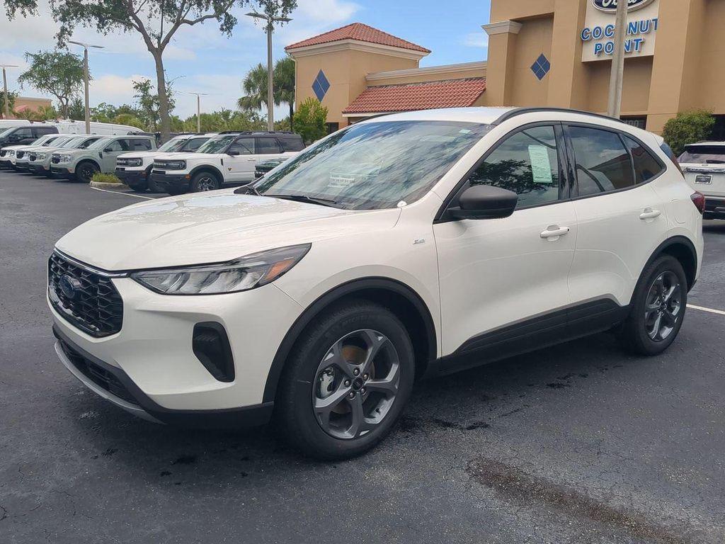 new 2025 Ford Escape car, priced at $32,470