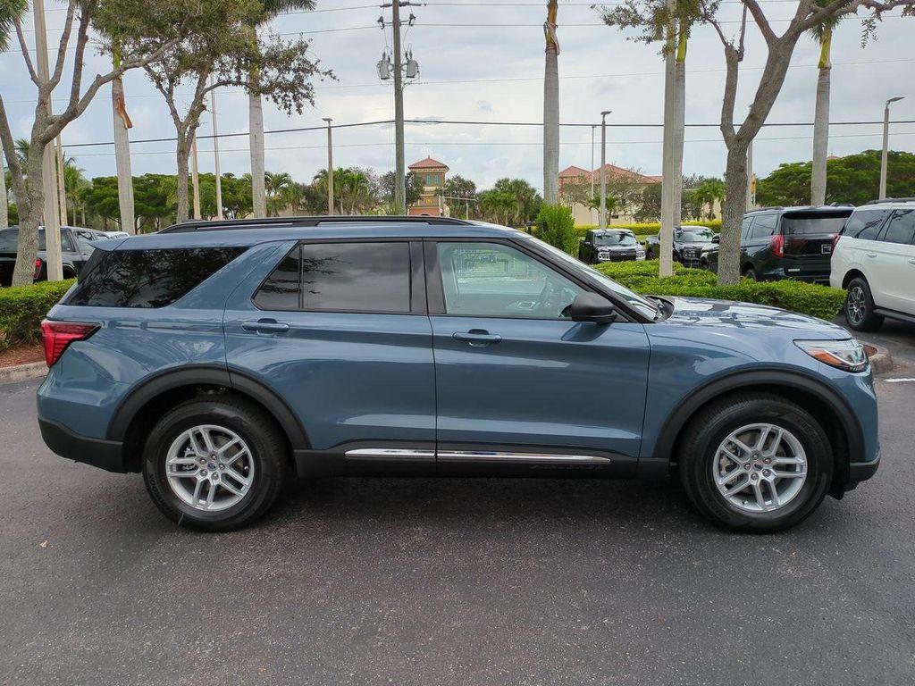 new 2025 Ford Explorer car, priced at $39,180