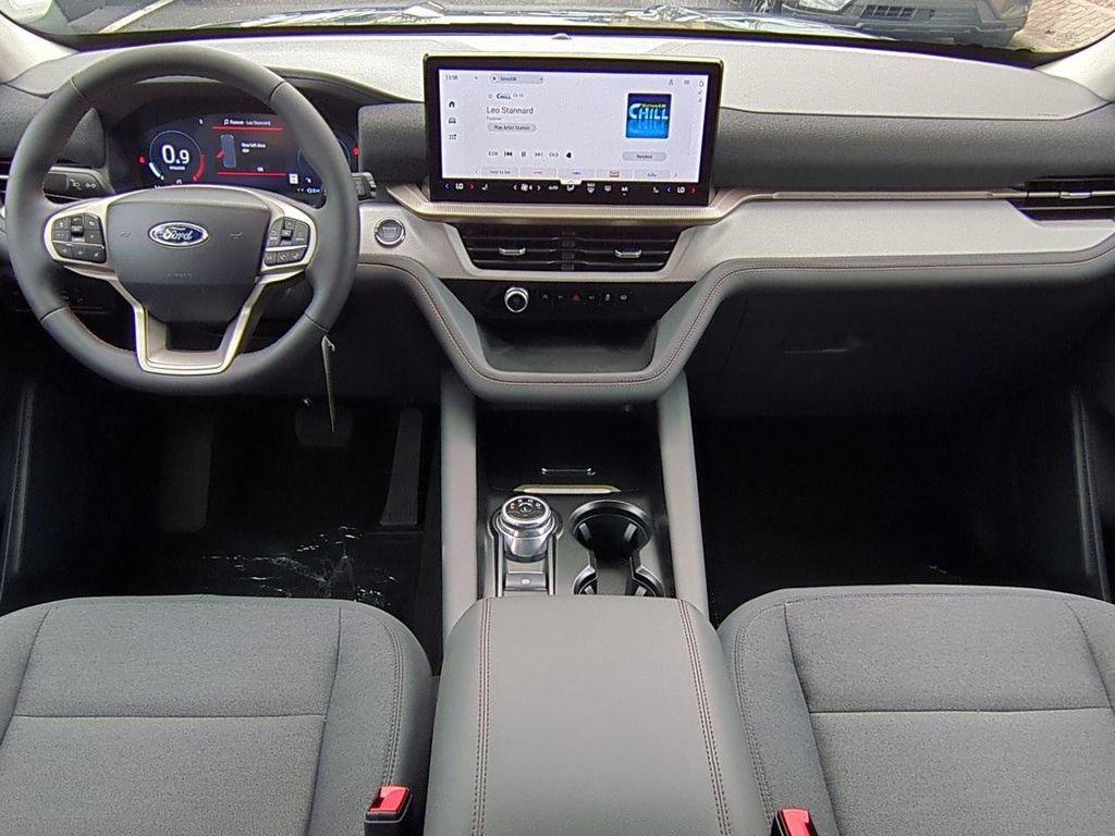 new 2025 Ford Explorer car, priced at $39,180