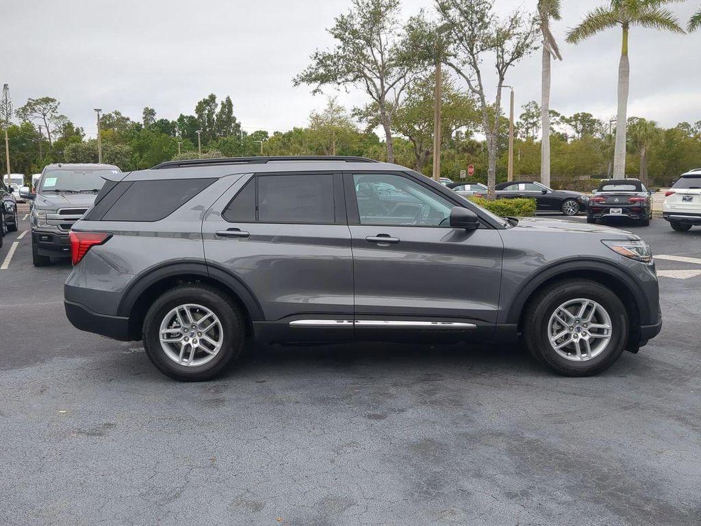 new 2025 Ford Explorer car, priced at $41,578