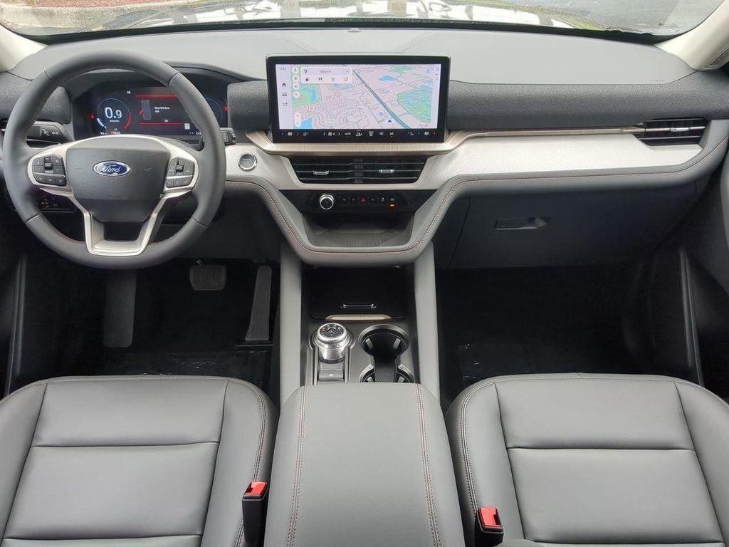 new 2025 Ford Explorer car, priced at $41,578