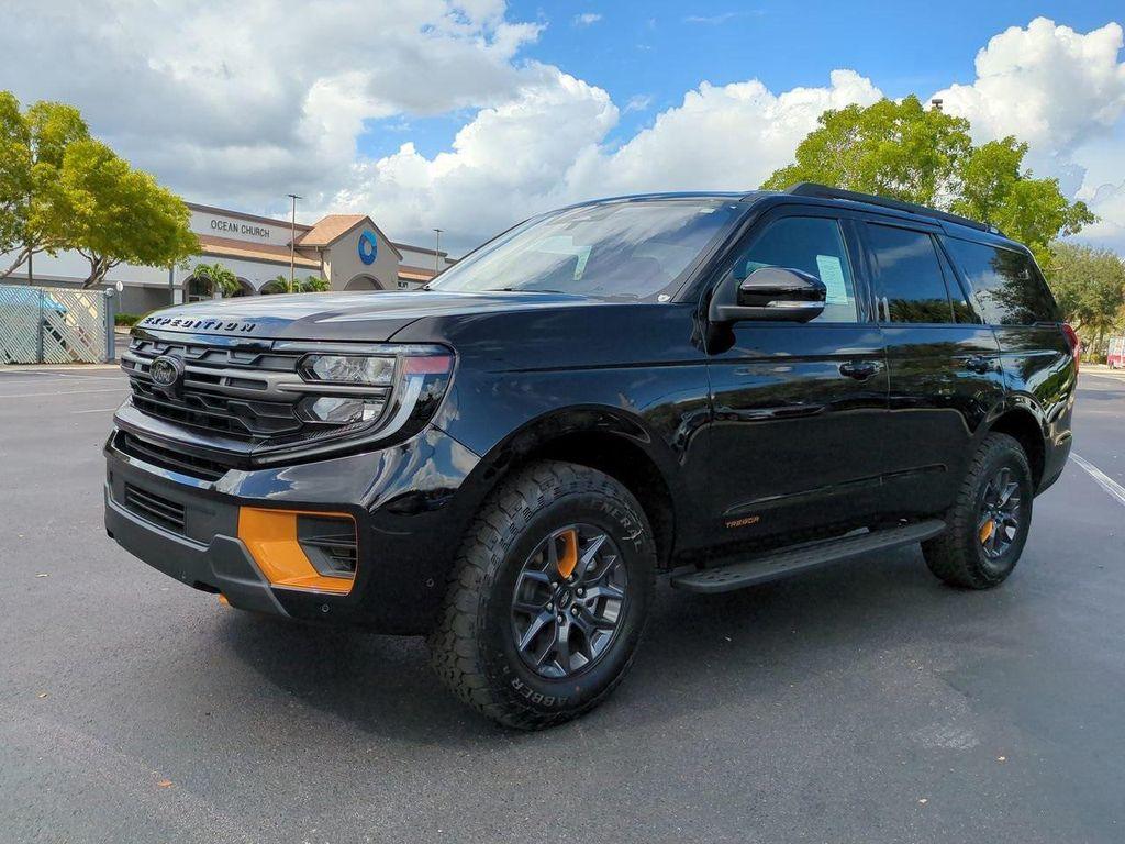 new 2025 Ford Expedition car, priced at $83,445