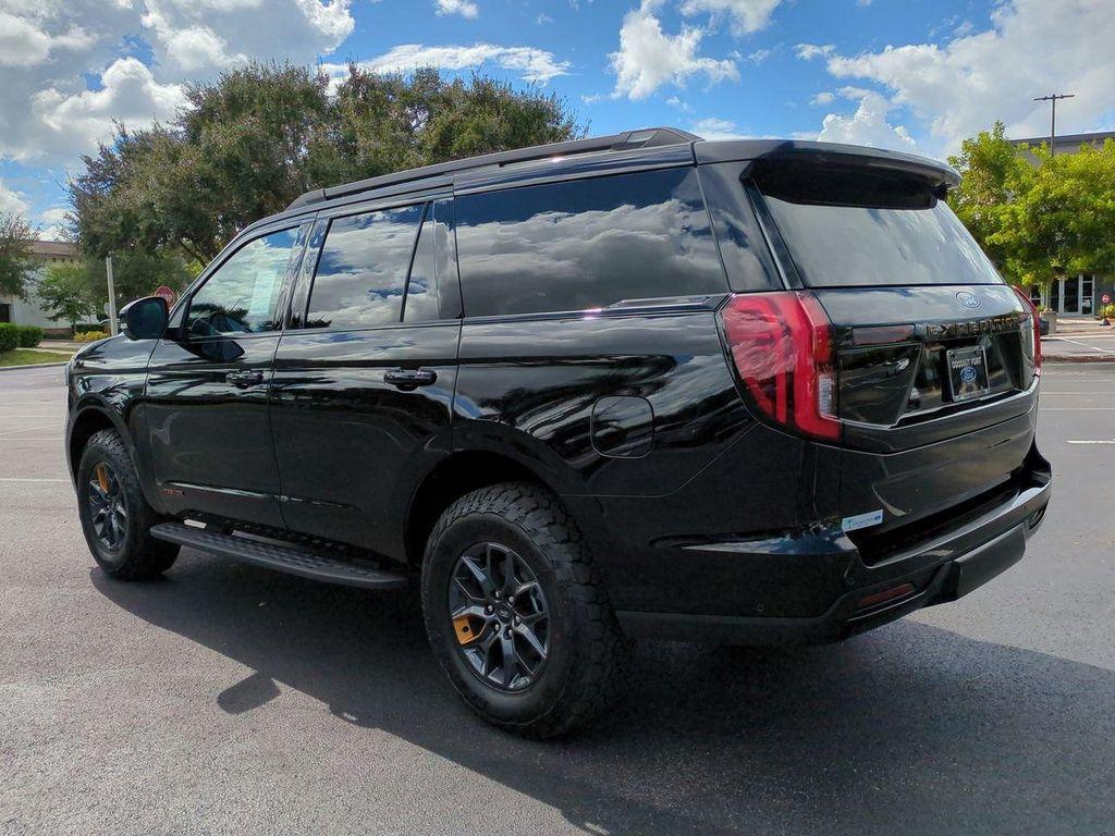 new 2025 Ford Expedition car, priced at $83,445