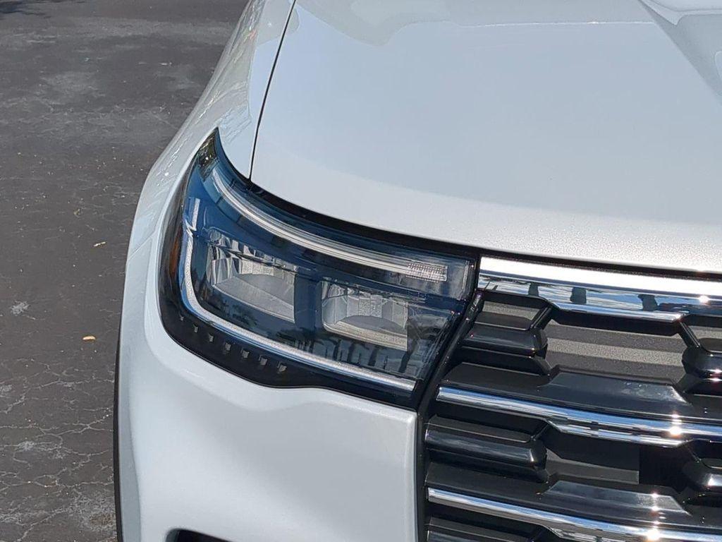 new 2025 Ford Explorer car, priced at $41,578