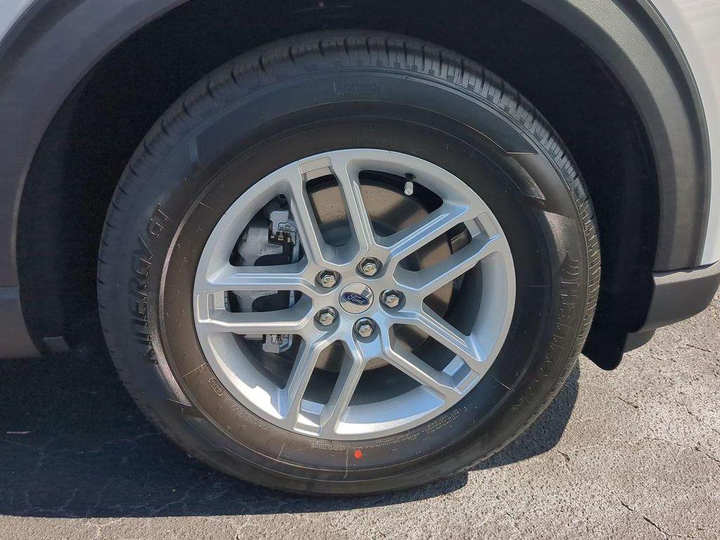 new 2025 Ford Explorer car, priced at $41,578