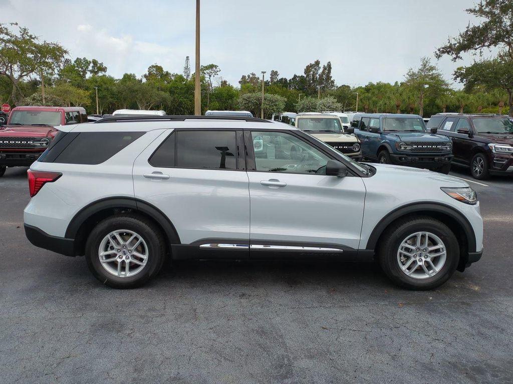 new 2025 Ford Explorer car, priced at $38,715