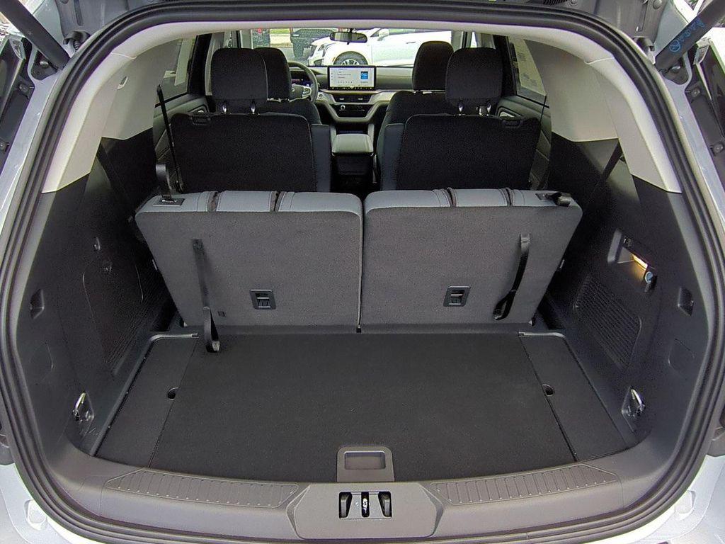 new 2025 Ford Explorer car, priced at $38,715