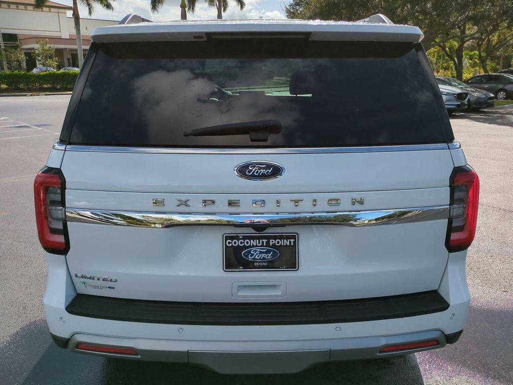 used 2024 Ford Expedition car, priced at $50,991
