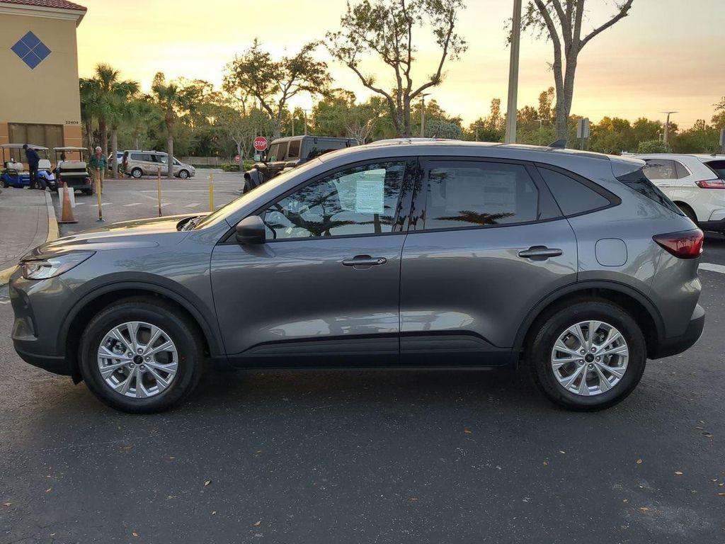 new 2025 Ford Escape car, priced at $26,804