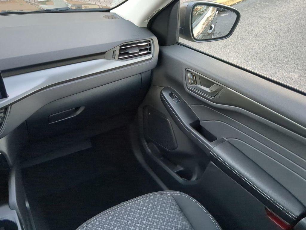 new 2025 Ford Escape car, priced at $26,804