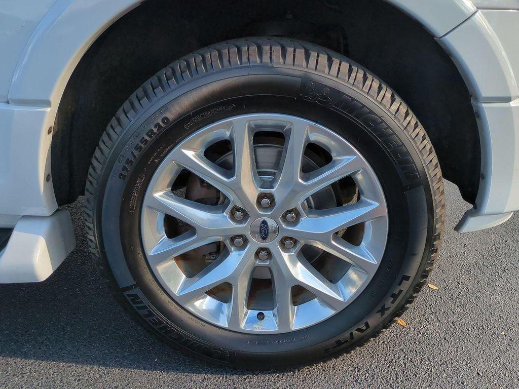 used 2017 Ford Expedition car, priced at $18,600