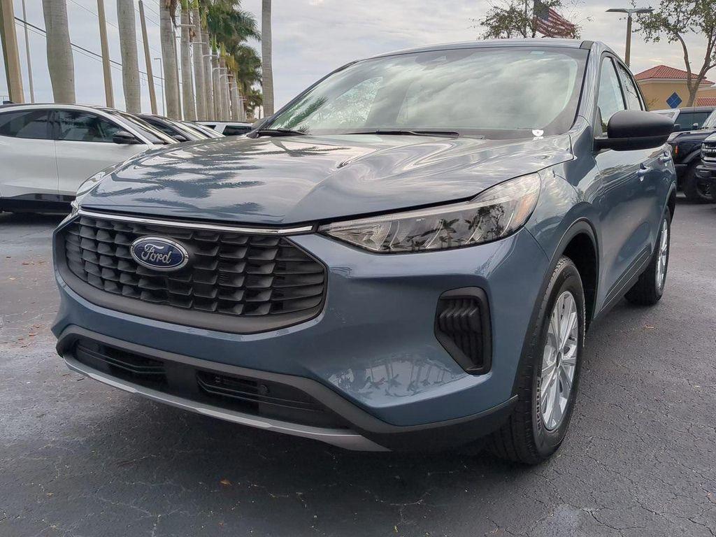 new 2025 Ford Escape car, priced at $25,869