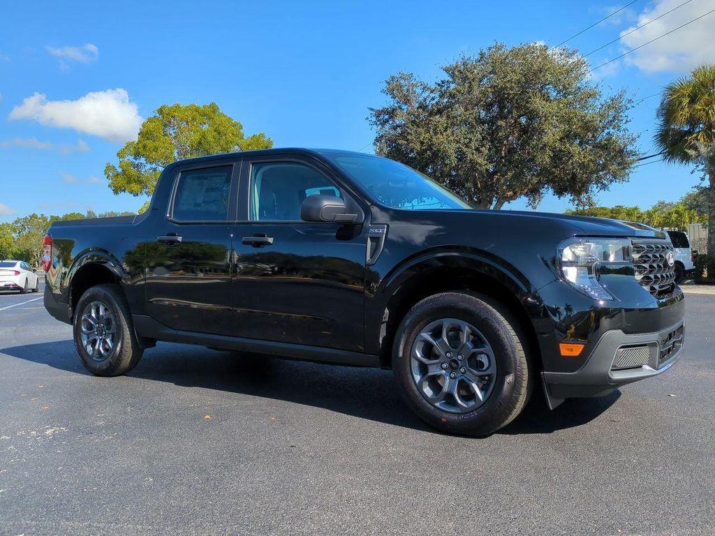 new 2025 Ford Maverick car, priced at $31,786