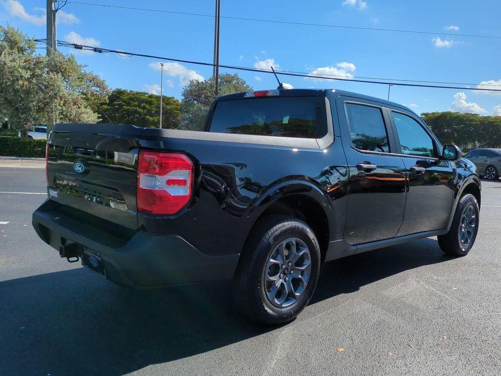 new 2025 Ford Maverick car, priced at $31,786