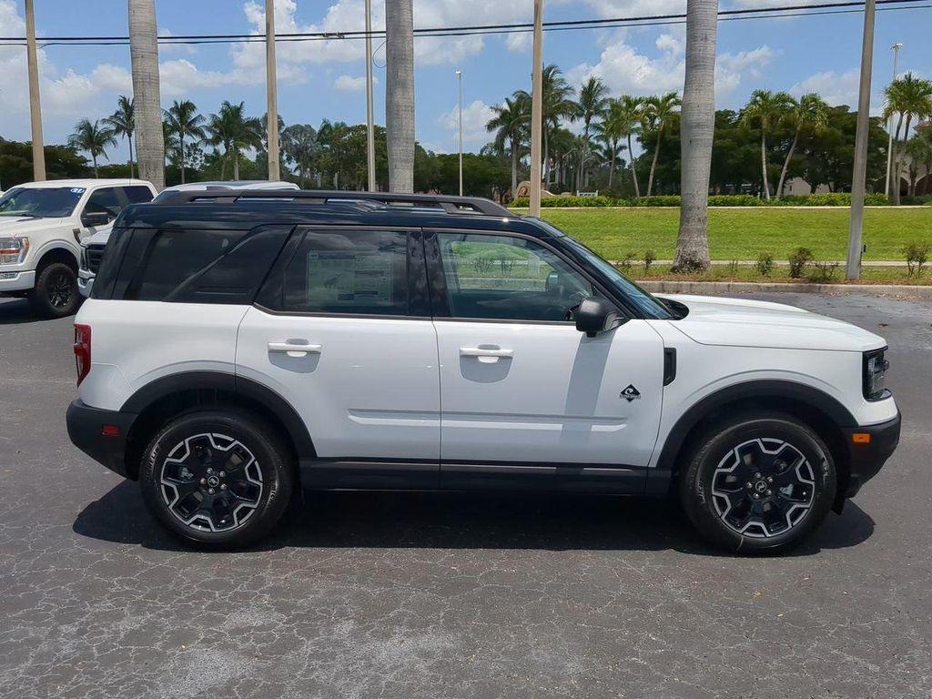 new 2025 Ford Bronco Sport car, priced at $38,153
