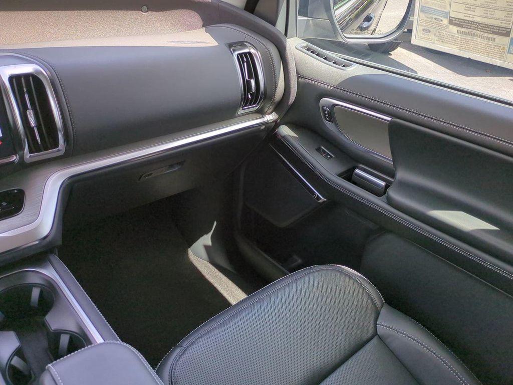 new 2025 Ford Expedition Max car, priced at $82,255