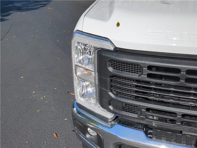 new 2023 Ford F-350 car, priced at $52,825