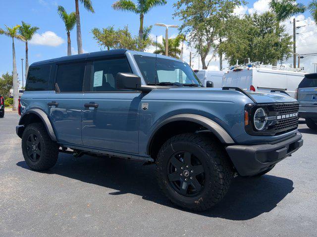 new 2025 Ford Bronco car, priced at $48,382