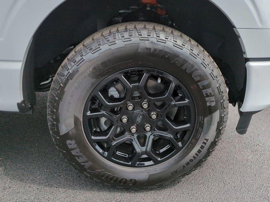 new 2025 Ford F-150 car, priced at $56,194