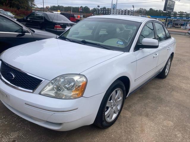 used 2005 Ford Five Hundred car, priced at $5,495