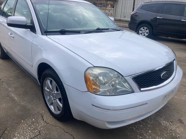 used 2005 Ford Five Hundred car, priced at $5,495