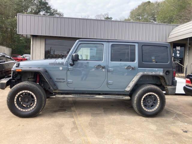 used 2015 Jeep Wrangler Unlimited car, priced at $13,995