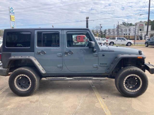 used 2015 Jeep Wrangler Unlimited car, priced at $14,995