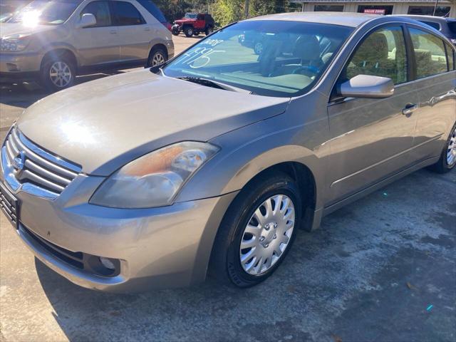 used 2008 Nissan Altima car, priced at $4,995