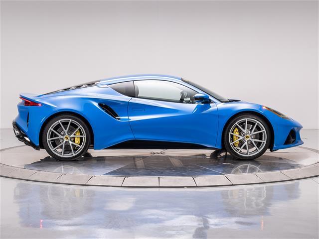 new 2024 Lotus Emira car