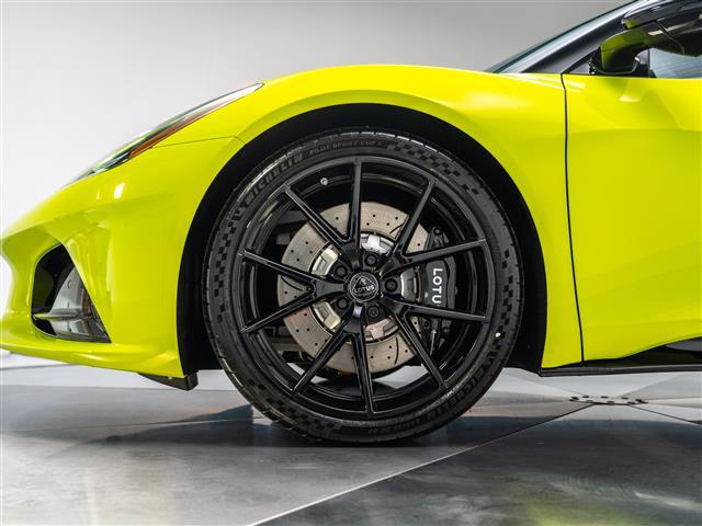 new 2025 Lotus Emira car