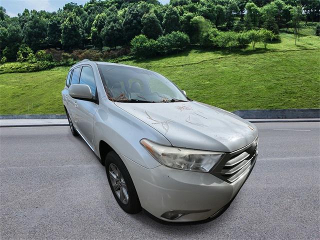used 2012 Toyota Highlander car, priced at $10,994