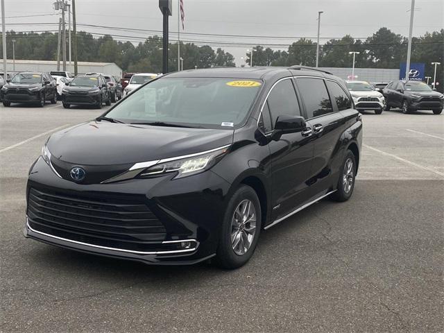 used 2021 Toyota Sienna car, priced at $37,503