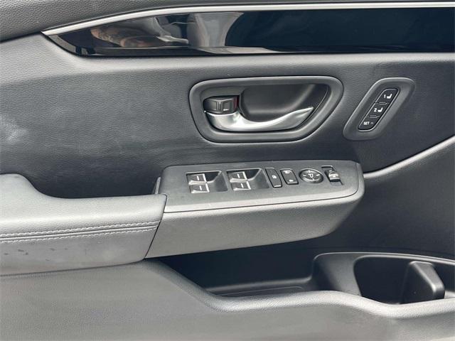 used 2023 Honda Pilot car, priced at $40,628
