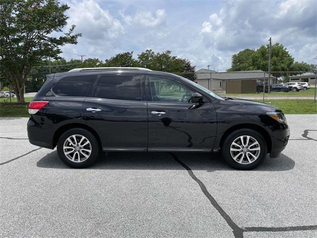 used 2016 Nissan Pathfinder car, priced at $15,000