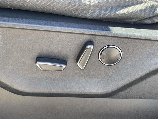 used 2021 Ford F-150 car, priced at $31,143