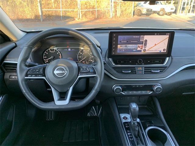 used 2023 Nissan Altima car, priced at $23,817