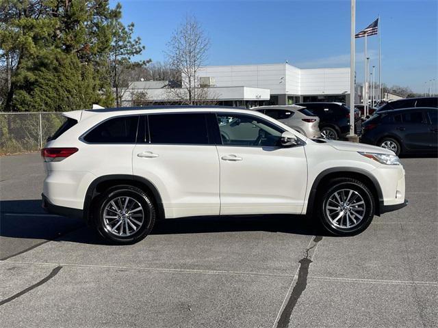 used 2017 Toyota Highlander car, priced at $21,598