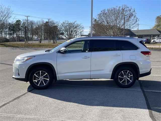 used 2017 Toyota Highlander car, priced at $21,598