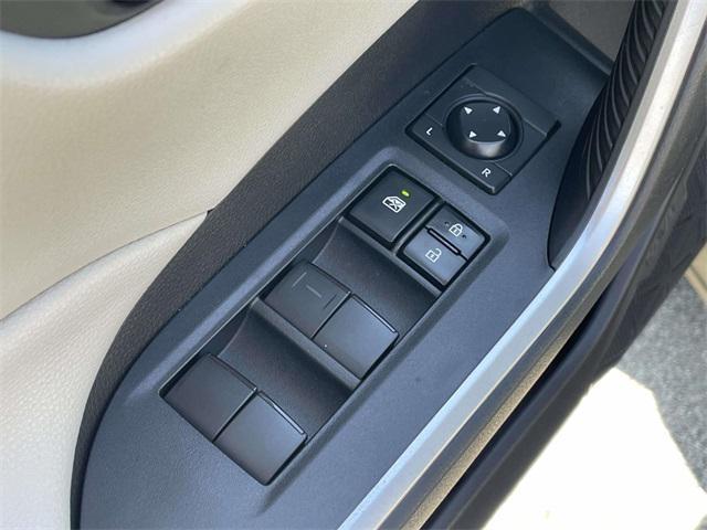 used 2021 Toyota RAV4 Hybrid car, priced at $27,628