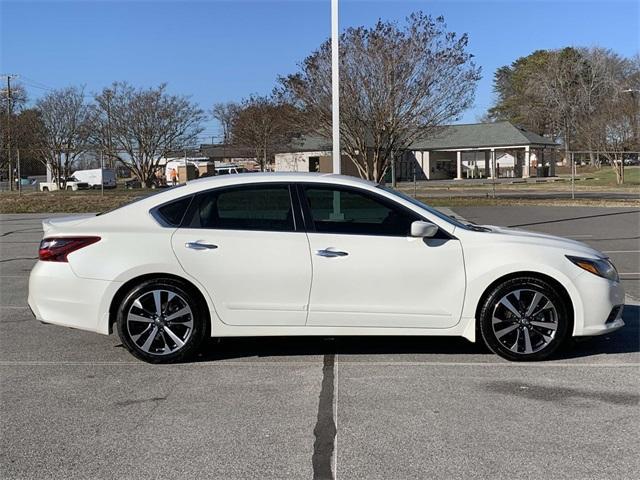 used 2017 Nissan Altima car, priced at $12,994