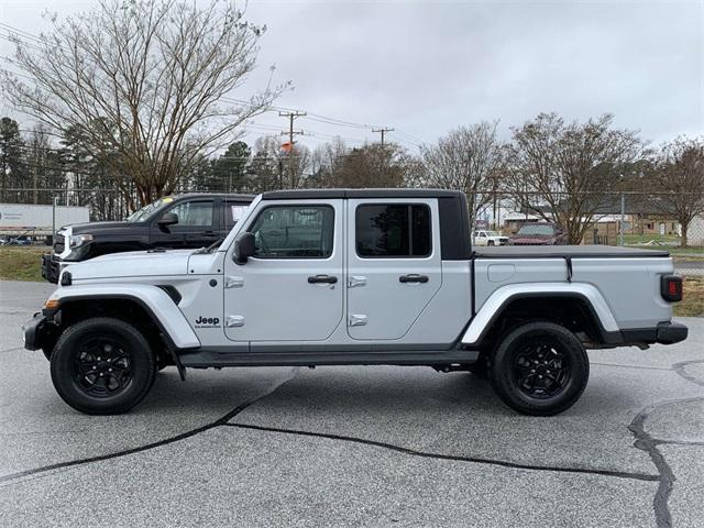 used 2022 Jeep Gladiator car, priced at $31,394