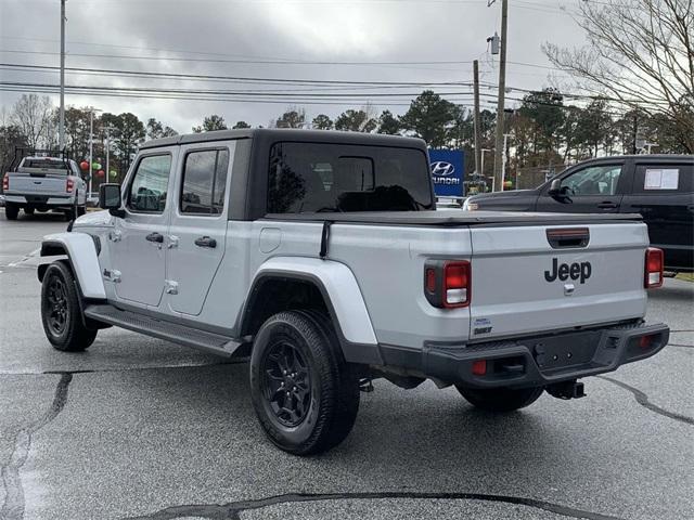 used 2022 Jeep Gladiator car, priced at $31,394