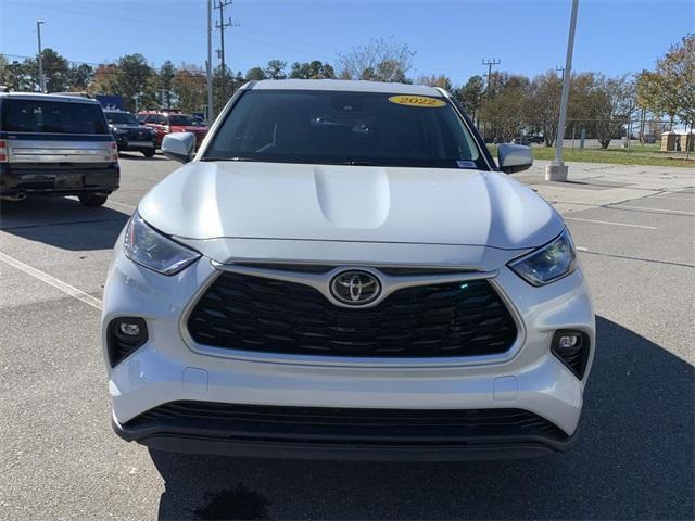 used 2022 Toyota Highlander car, priced at $29,221